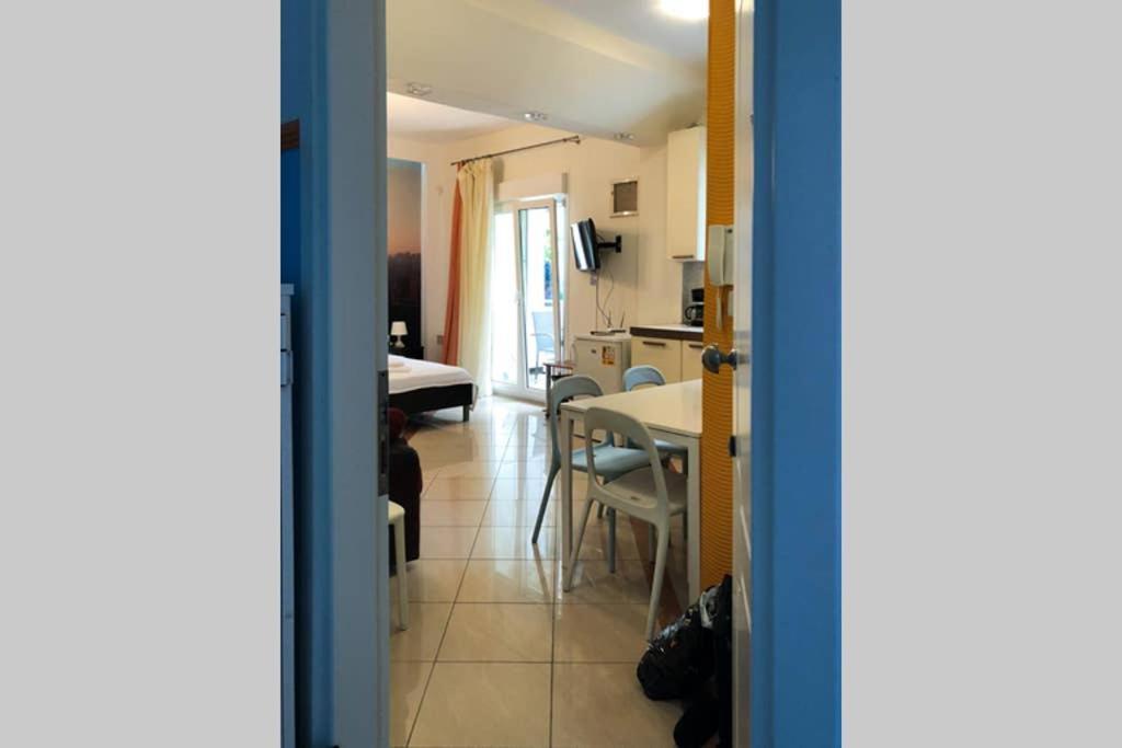Cozy Studio Near The Beach Nea Iraklitsa Экстерьер фото